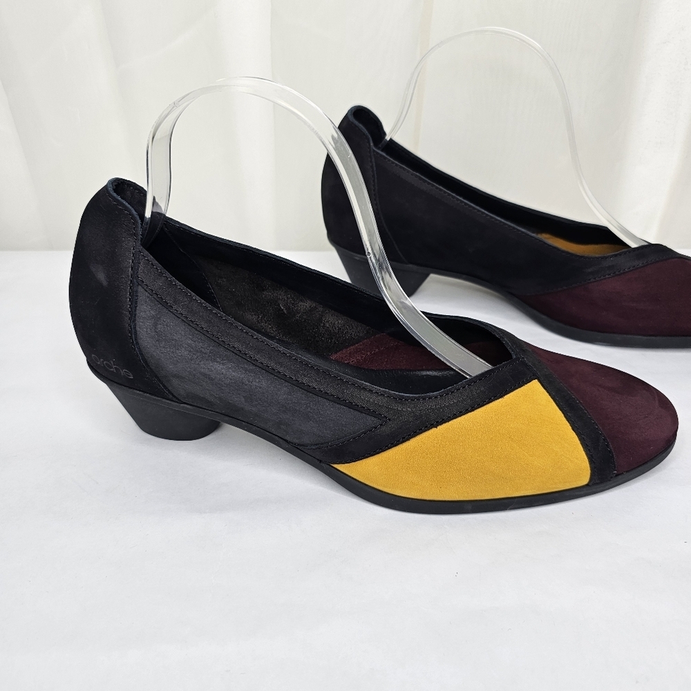 Cache Suede Color Block Heels Size 41 Black, Burg… - image 4